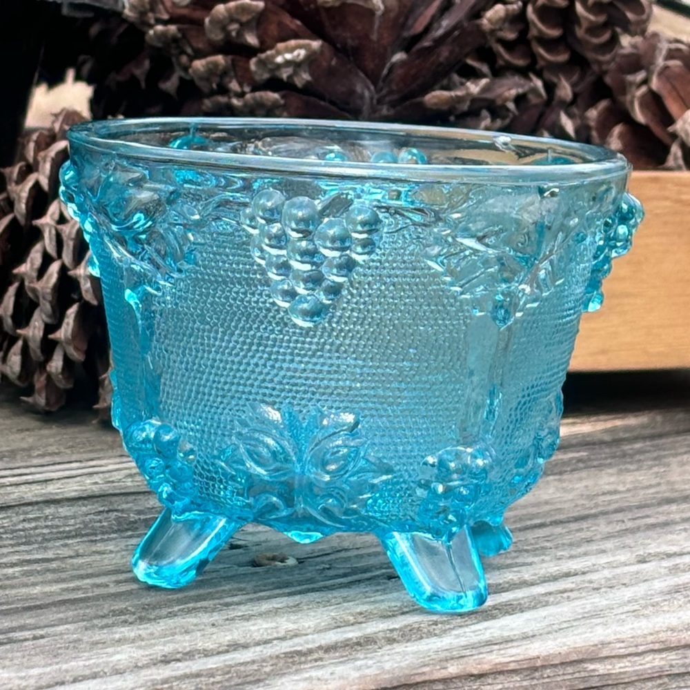 Vintage Jeanette Aqua Louisa Footed Bowl!